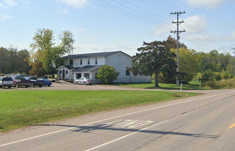 Holiday Inn - 2019 Street View (newer photo)